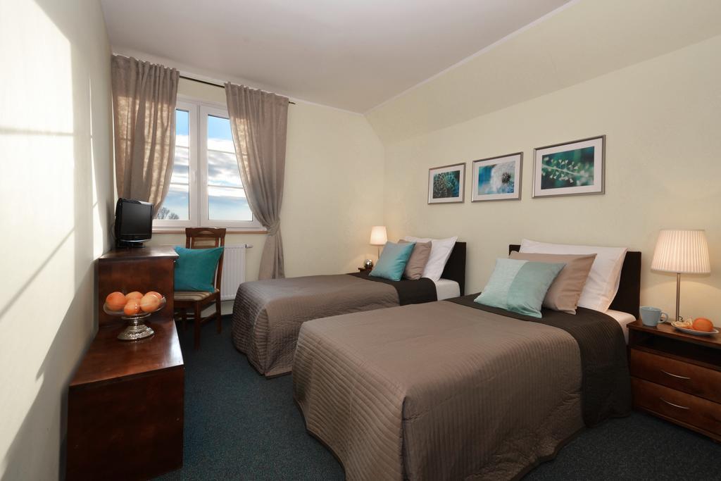 Pawlakowa Zagroda Hotel Grabiny-Zameczek Kamer foto